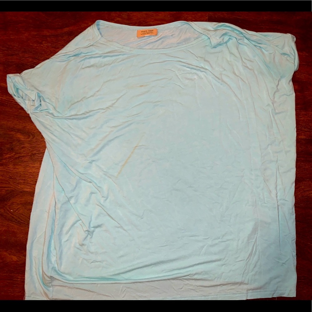PIKO light blue tshirt